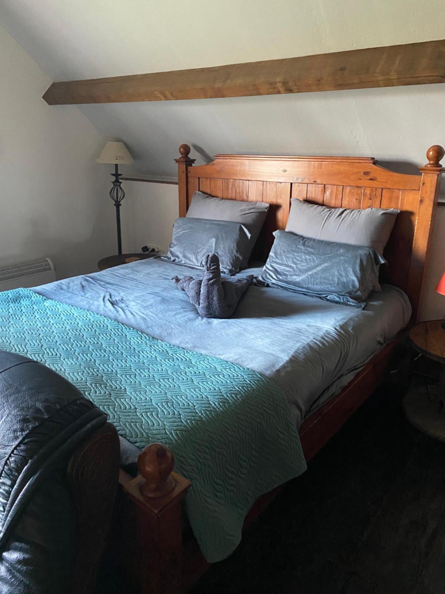 Spacious, Rustic Studio Space For 2 Persons Saint-Cyr-du-Bailleul Εξωτερικό φωτογραφία